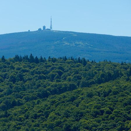 Отель Plumbohms Aussichtsreich Gast- Und Logierhaus Бад-Гарцбург Номер фото
